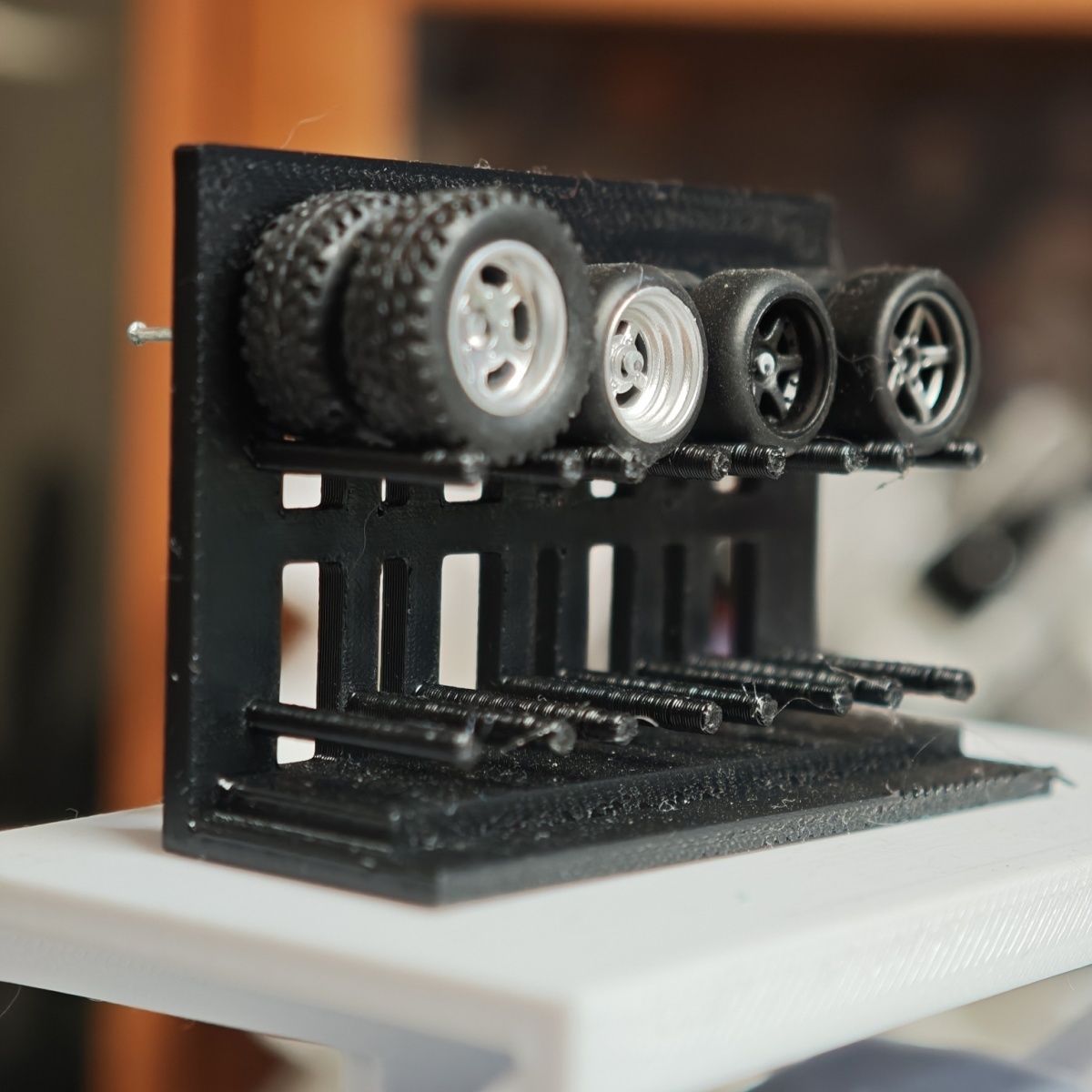 3D Printing Clay - 3D-gedrucktes Kunststoff-Reifen-Präsentationsständer Sandtisch Szene Diorama