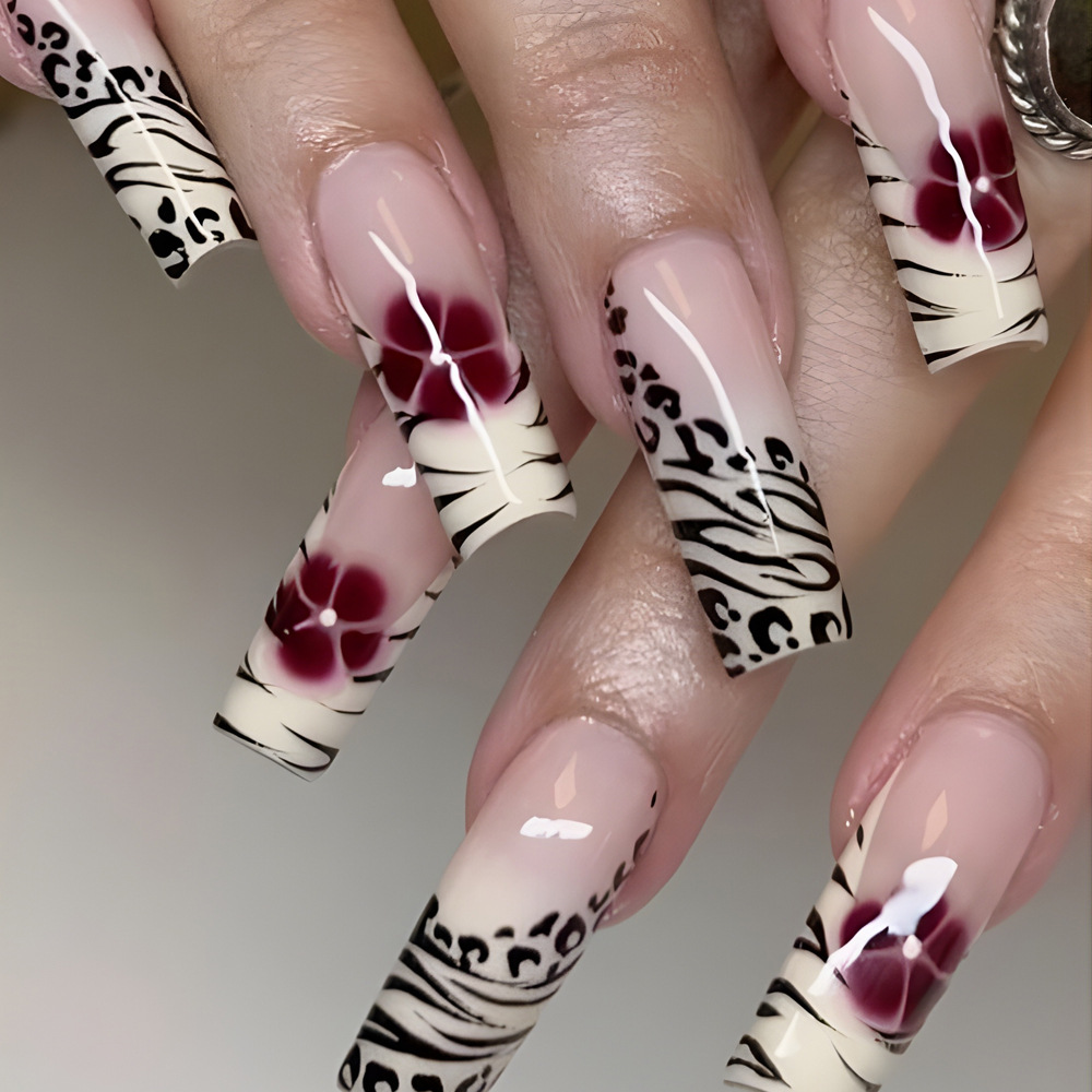 3D Printing Nails - 24 Stück Y2K Süße Coole Quadratische